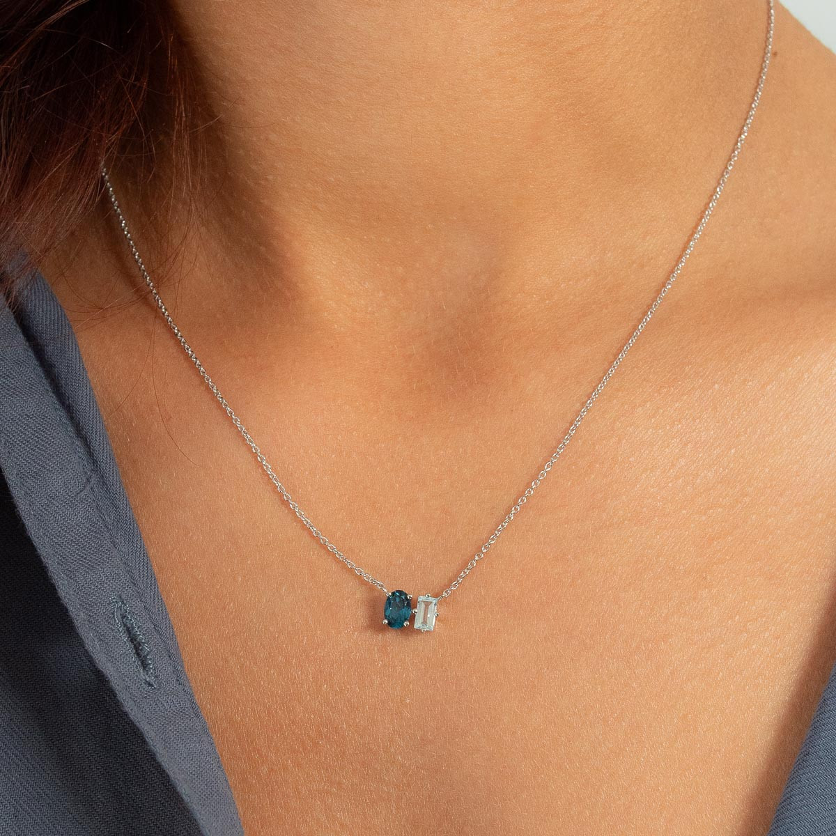 Collier argent 925 topazes bleues traitées 45cm - vue porté 1