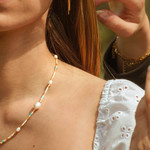 Collier acier jaune pierres naturelles et perles de culture de Chine 44,5cm - vue porté 3