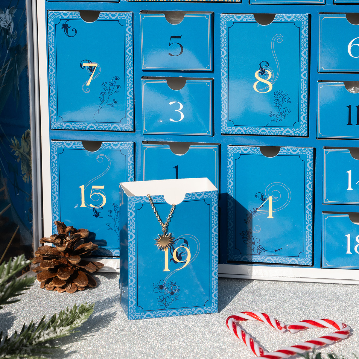 Calendrier de l'avent édition 2025 - vue 6