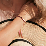 Bracelet  demi-jonc plaqué or rose cordon - vue porté 1