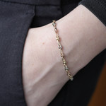 Bracelet 3 ors 375 maille grain de café 18,5 cm - vue porté 1