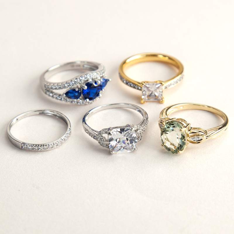 Bague argent 925 carrée zirconias - vue D3