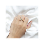 Bague or 375 2 tons quartz vert ovale et diamants - vue porté 2