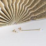 Boucles d'oreilles or jaune 375 p. chine zirconia - vue D3