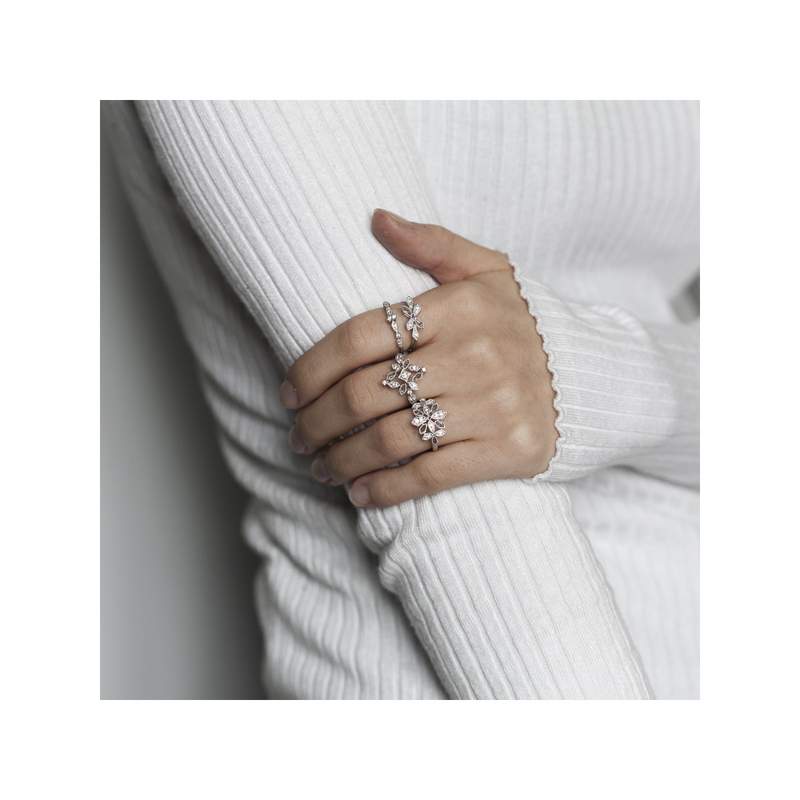 Bague or blanc 375 zirconias - vue porté 2