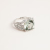 Bague or 375 blanc quartz vert et diamants - vue VD3