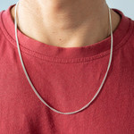 Chaîne argent 925 maille gourmette 55 cm - vue porté 1