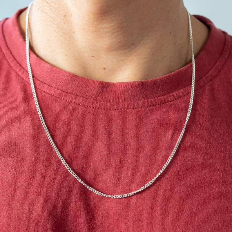 Chaîne argent 925 maille gourmette 55 cm - vue porté 1