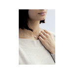 Bague plaqué or 2 tons coeurs entrelacés zirconias - vue porté 2