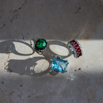 Bague or 750 blanc rubis et diamant - vue D1