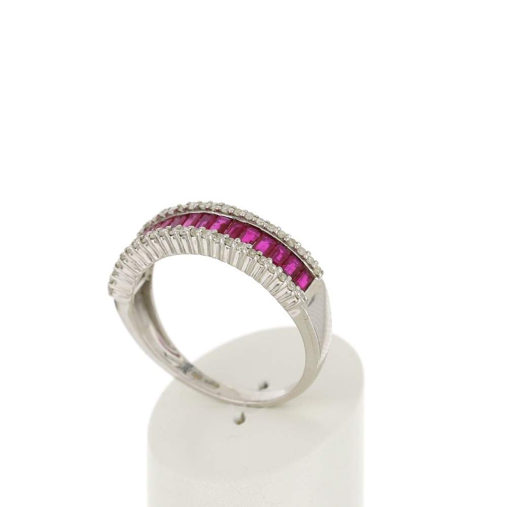 Bague or blanc 750 rubis diamant - vue 3