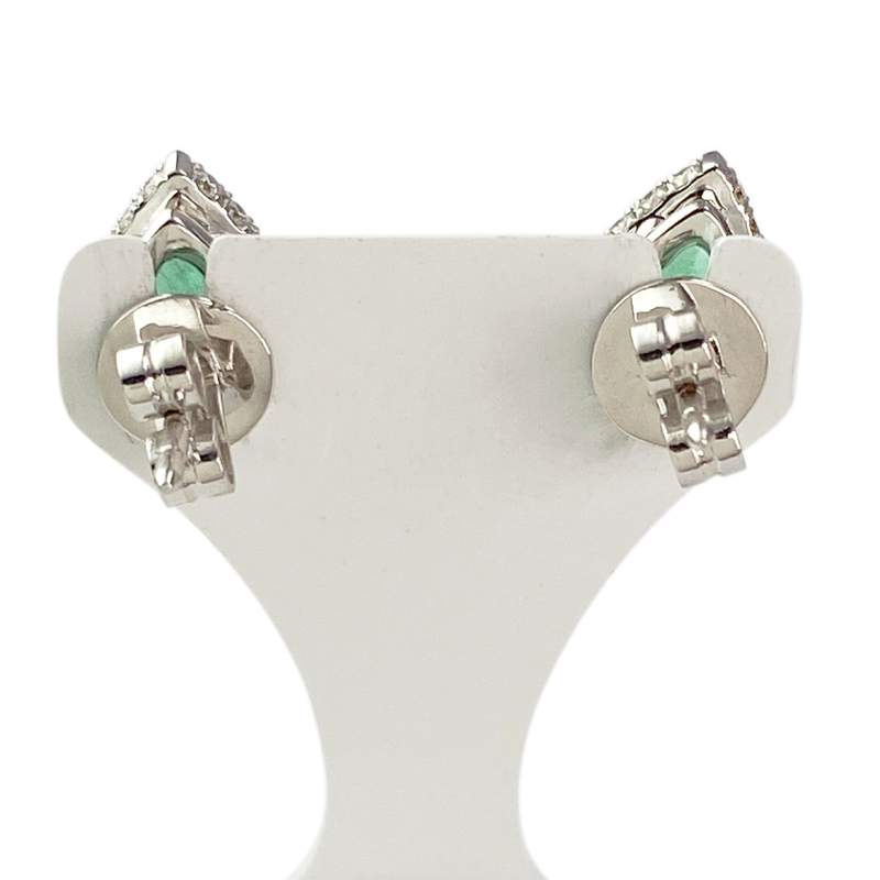 Boucles d'oreilles or 750 blanc émeraude et diamant - vue 3