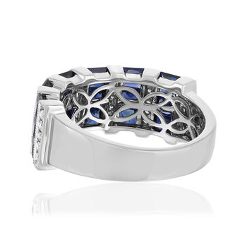 750 white gold sapphire and diamond ring