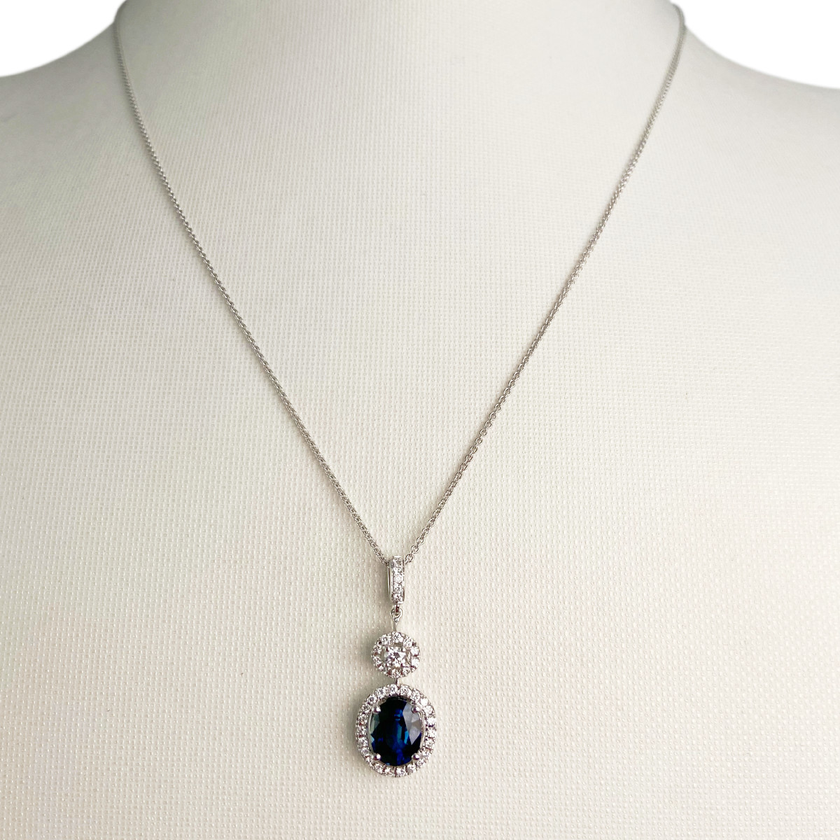 Collier or 750 blanc saphir et diamant - vue 2