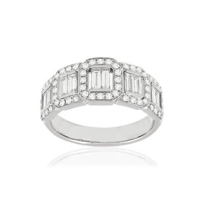 750 white gold diamond ring