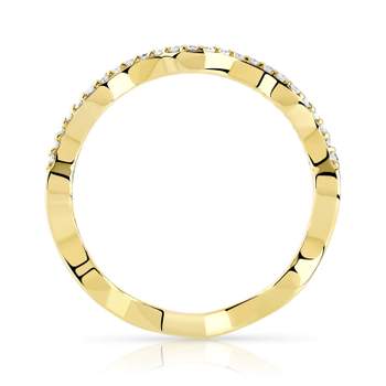375 yellow gold diamond ring
