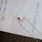 Collier or 375 2 tons rubis ovale et diamants 42 cm - vue D1