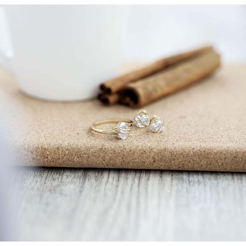 Bague or 375 jaune zirconia ovale - vue D3
