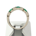 Bague or 750 blanc emeraude diamant - vue 3