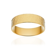 Alliance classique ruban plat confort or 750 jaune martelé 5,5 mm