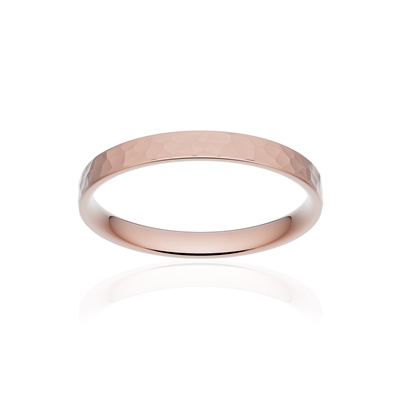 Alliance classique ruban plat confort or 750 rose martelé 2,5 mm - vue 1
