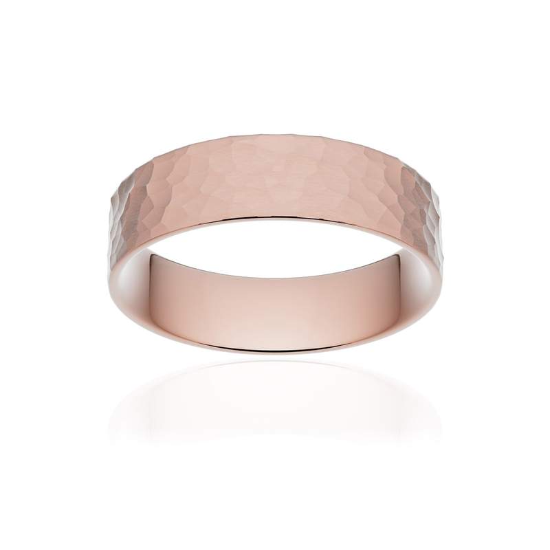 Alliance classique ruban plat confort or 750 rose martelé 5,5 mm - vue 1