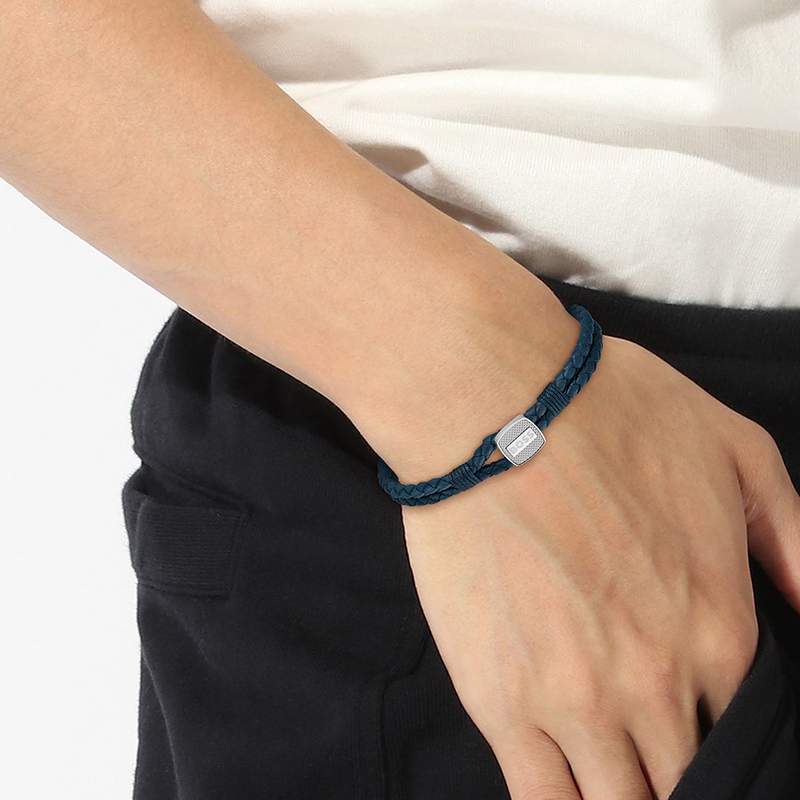 Bracelet homme Boss cuir noir acier 19 cm - vue porté 1