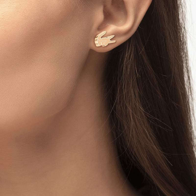 Boucles d'oreilles LACOSTE acier doré - vue porté 1
