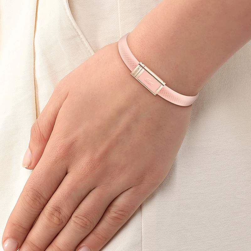 Bracelet LACOSTE acier - vue porté 1