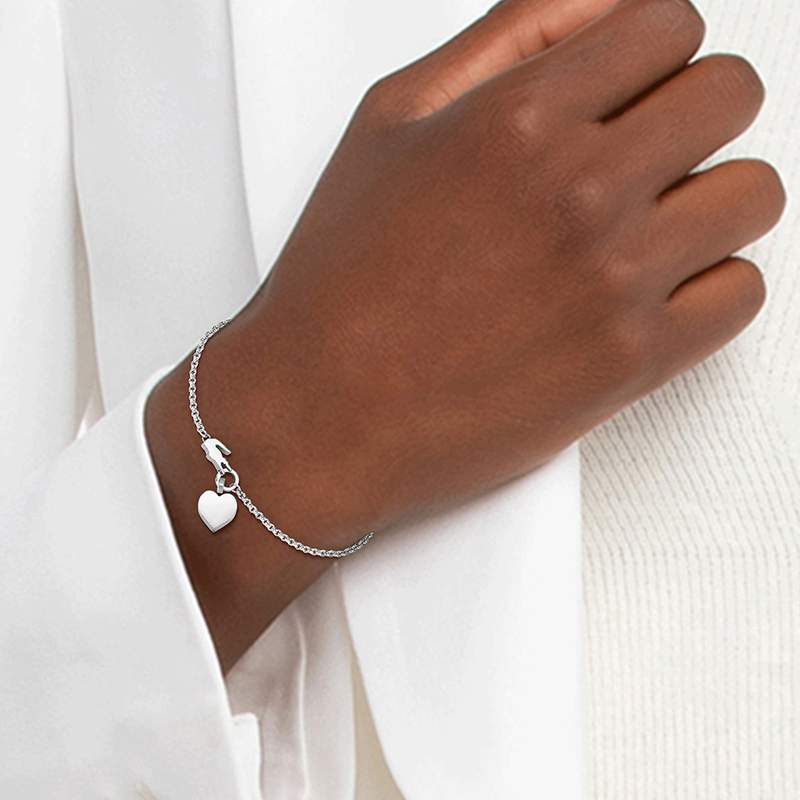 Bracelet LACOSTE acier - vue porté 1
