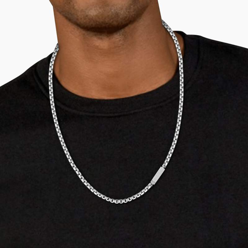 Collier LACOSTE acier - vue porté 1