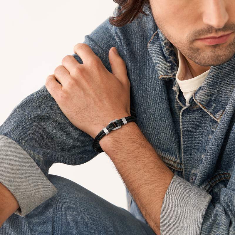 Bracelet FOSSIL acier cuir noir 19,5 cm - vue porté 1