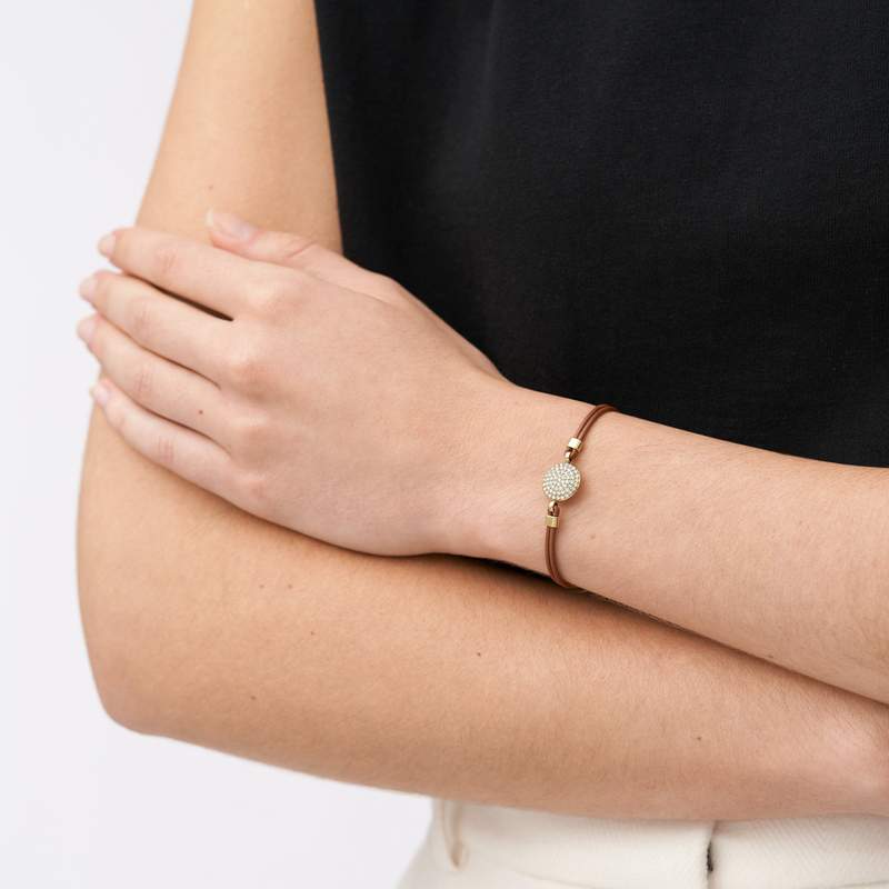 Bracelet FOSSIL acier inoxydable cuir marron cristal - vue porté 1
