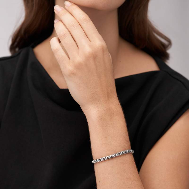 Bracelet FOSSIL acier inoxydable - vue porté 1