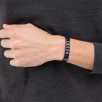 Bracelet BOSS CANDOR JEWELRY acier noir - vue porté 1