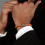 Bracelet cuir orange - vue porté 1