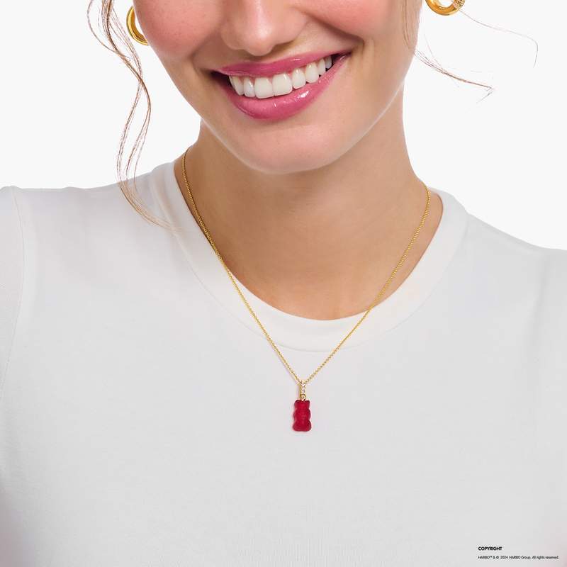 Collier argent doré jaune avec Ours HARIBO rouge et pierres - vue porté 1