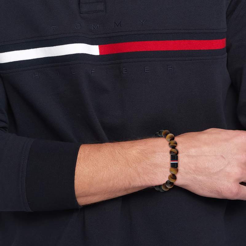 Bracelet TOMMY HILFIGER Jameson perles marron noir longueur 19 cm - vue porté 1
