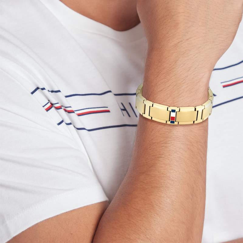 Bracelet TOMMY HILFIGER ROUND BRAIDED acier doré - vue porté 1