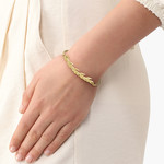 Bracelet LACOSTE CROCODILE acier inoxydable doré - vue porté 1