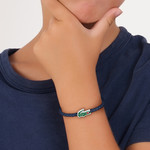 Bracelet LACOSTE CUTIE CROC cuir bleu - vue porté 1