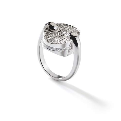 White gold diamond ring