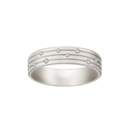 375 witgouden en 0,14 ct diamanten trouwring
