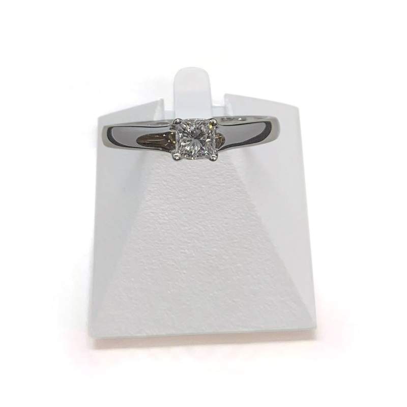 Pre-owned 750 white gold solitaire ring with diamond - view 1