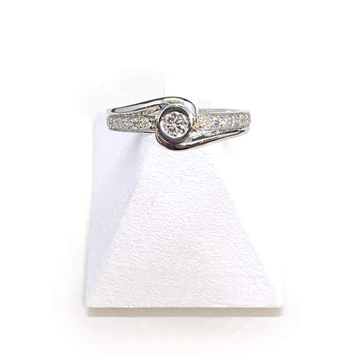 Bague d'occasion or 750 blanc diamants