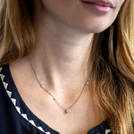 Collier MESSIKA d'occasion or 750 blanc diamants 42 cm - vue porté 1