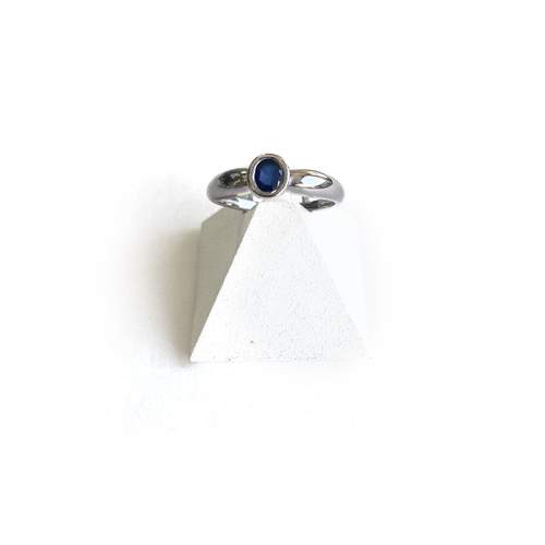 Bague d'occasion or 750 blanc saphir