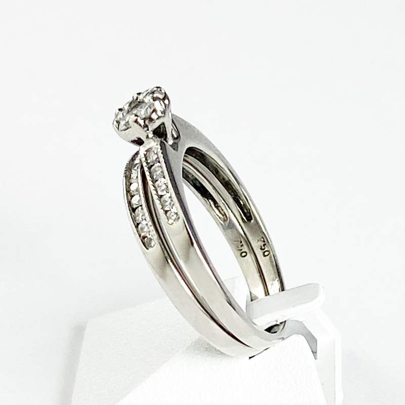 Tweedehands gouden ring 750 witte diamanten - bekijk 2.