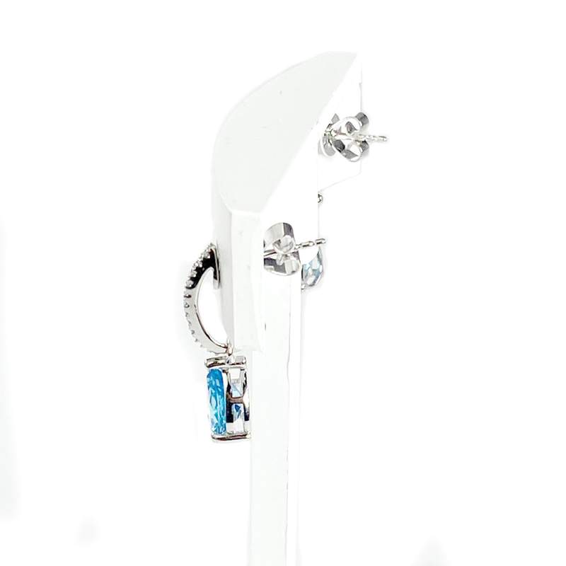Second-hand earrings in 750 white gold with diamonds and topaz - view 2