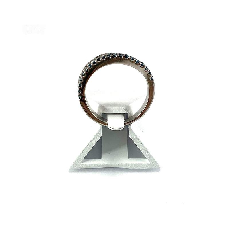 Tweedehands ring van 585 witgoud met behandelde witte en blauwe diamanten - afbeelding 3